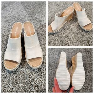 Tom's light beige wedge shoes. Women's 9.5, worn once. $20